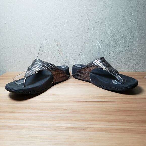 FitFlop Women's 9 Lulu Wedge Flip Flop Sandals Black Silver Comfort Metallic - Picture 2 of 7